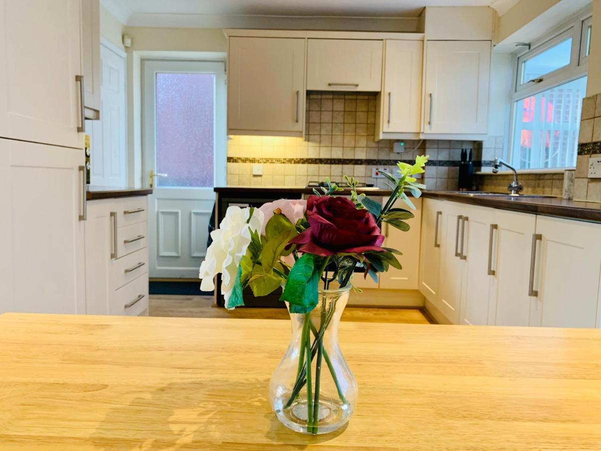Homely Detached 3 Bedroom House Near Sheffield 罗瑟勒姆 外观 照片